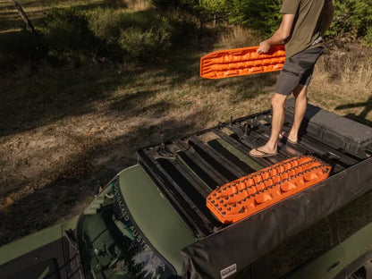 MAXTRAX Flat Rack Mount Extreme