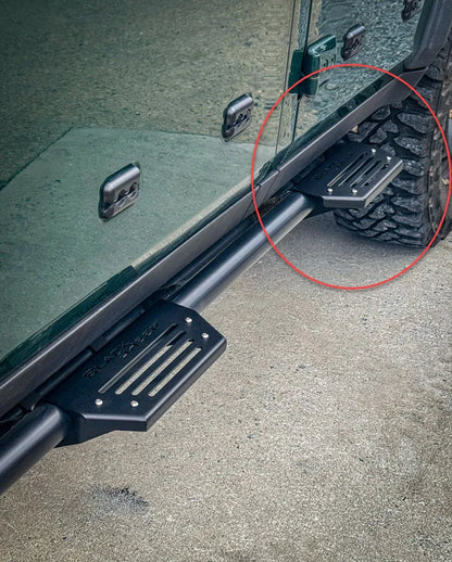 Seitliche Tritte für die OEM Rockslider (hinten) - Ineos Grenadier