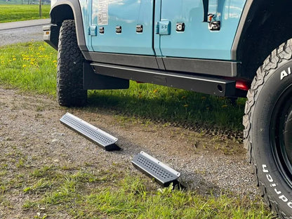 Trittstufen zu Rockslider Ineos Grenadier