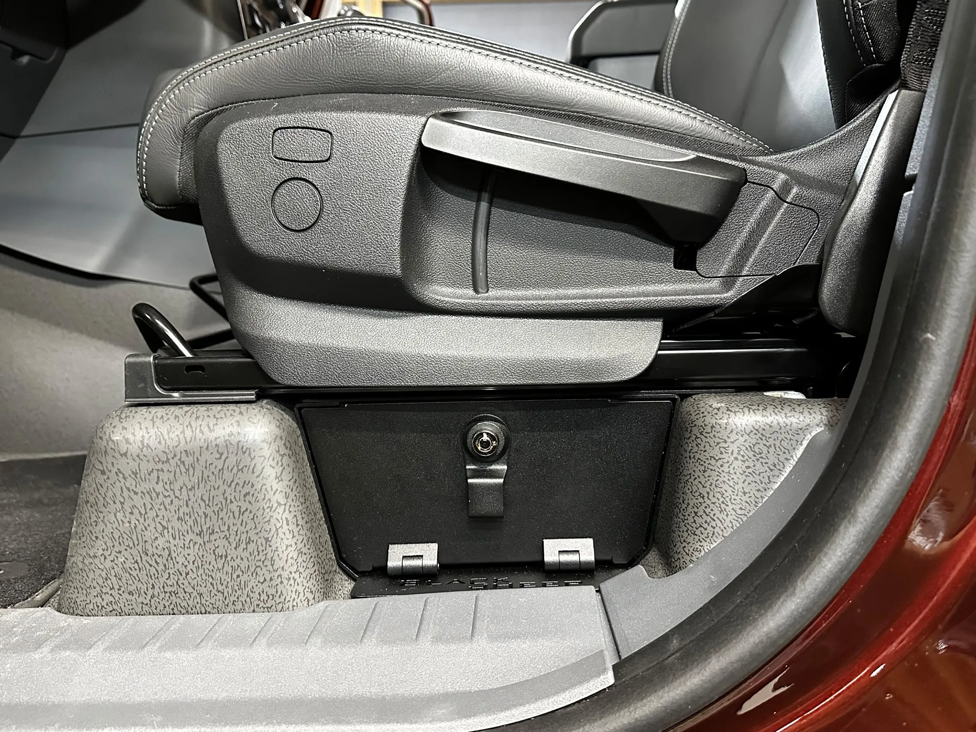 Car Seat Safe - Ineos Grenadier