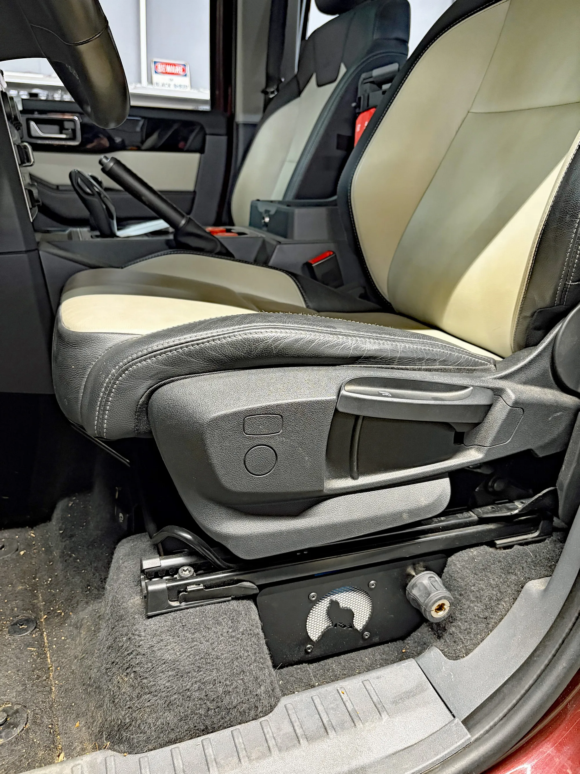 ARB Doppelkompressor Einbausatz unter Sitz(Links) - Ineos Grenadier