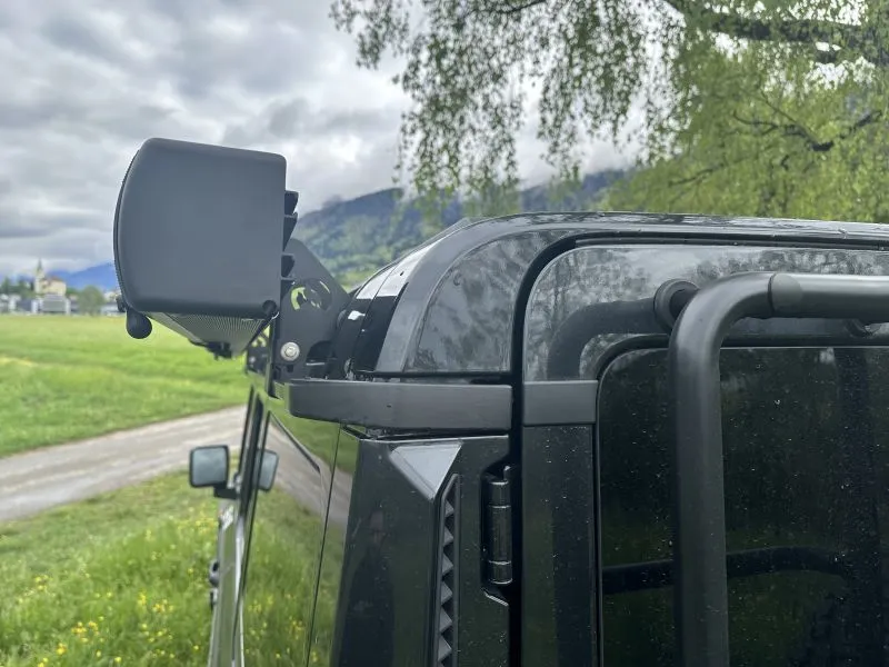 Ineos awning Black Sheep (Bundle) 250 , incl. mounting bracket and LED lighting, in aluminum box